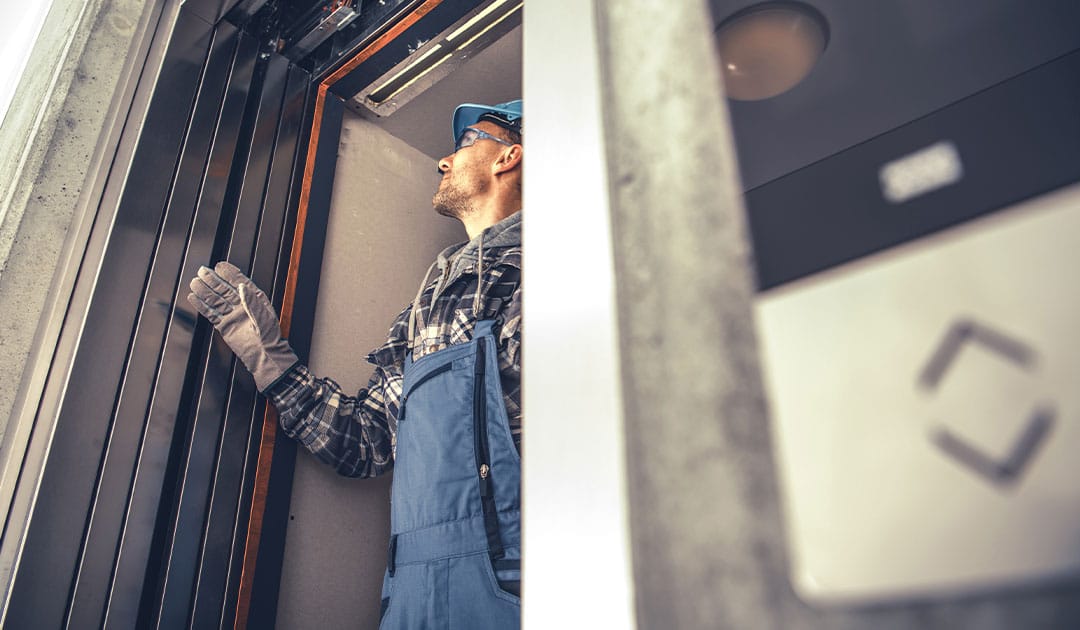 Manutenção do elevador de acessibilidade